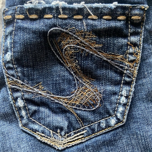 Silver Jeans Blue low rise Julia denim shorts - Picture 2 of 5